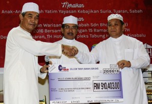 Sumbangan zakat daripada Celcom Timur (Sabah) Sdn Bhd untuk dimanfaatkan golongan yang memerlukan