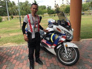 Othman menyatakan motosikal ST13 milik mereka dilekat dengan bendera Malaysia bersesuaian dengan tema kemerdekaan 