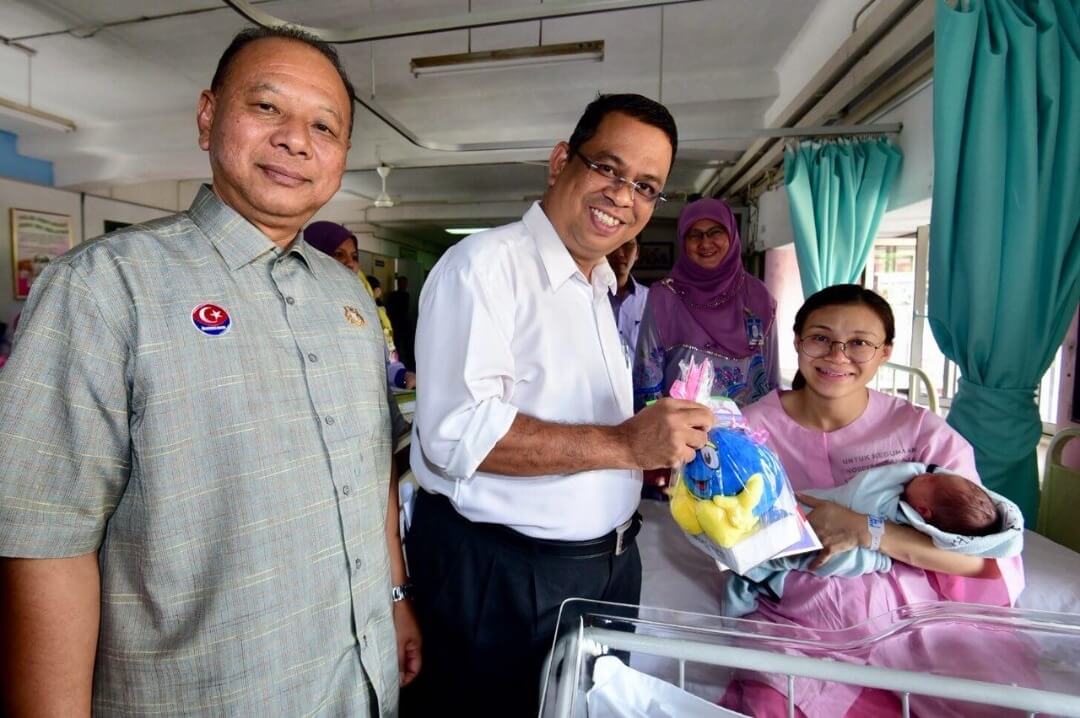 Borang permohonan skim Dana Didik Jauhar Kids boleh dipohon mulai 1 Januari 2018 bagi kelahiran bayi di negeri Johor.