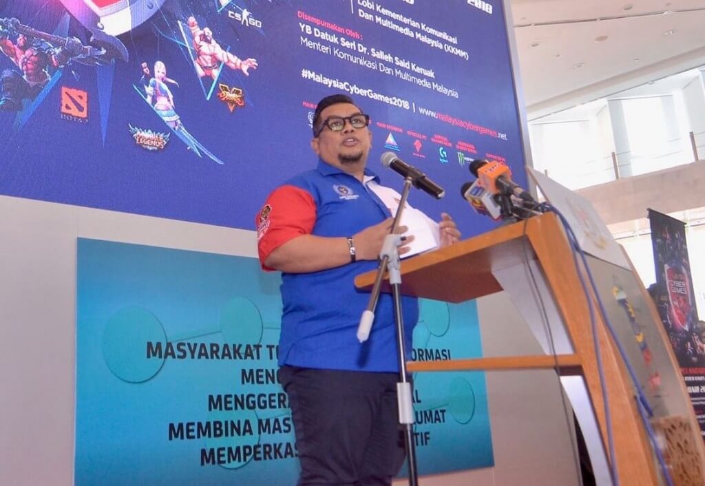 Presiden Kelab Suara Anak Muda 1Malaysia, Datuk Armand Azha Abu Hanifah memberikan ucapan sempena Majlis Pra Pelancaran Malaysia Cybergames 2018