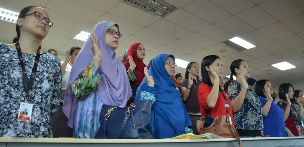Staf Politeknik Kota Kinabalu melafaz Ikrar Bebas Rasuah