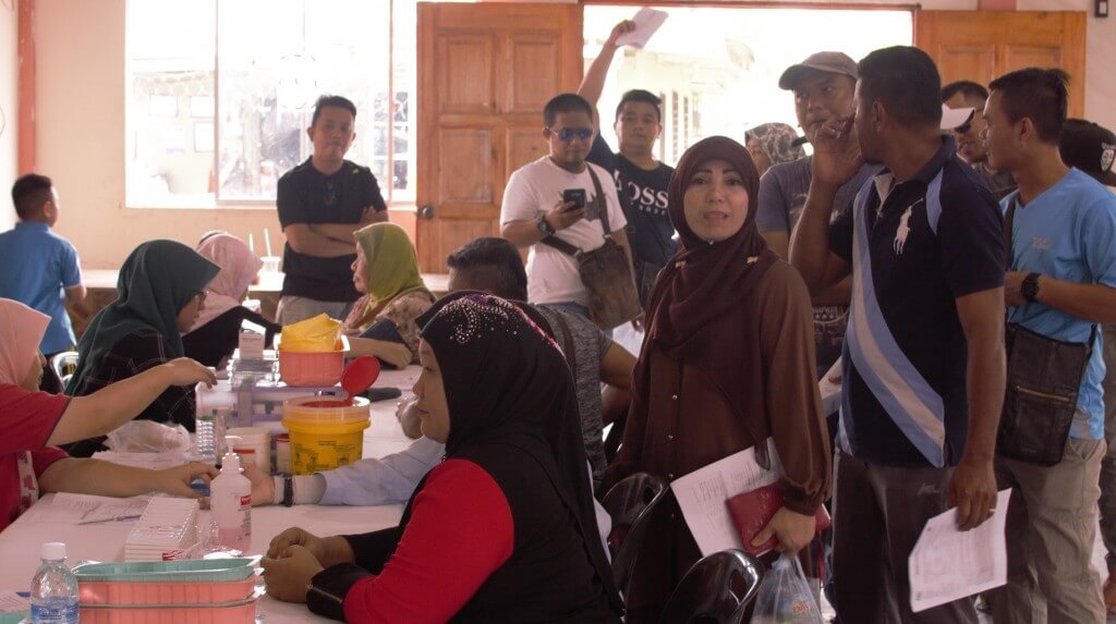 Kesedaran penduduk kampung dalam menyahut seruan kempen derma darah yang diadakan pada program berkenaan