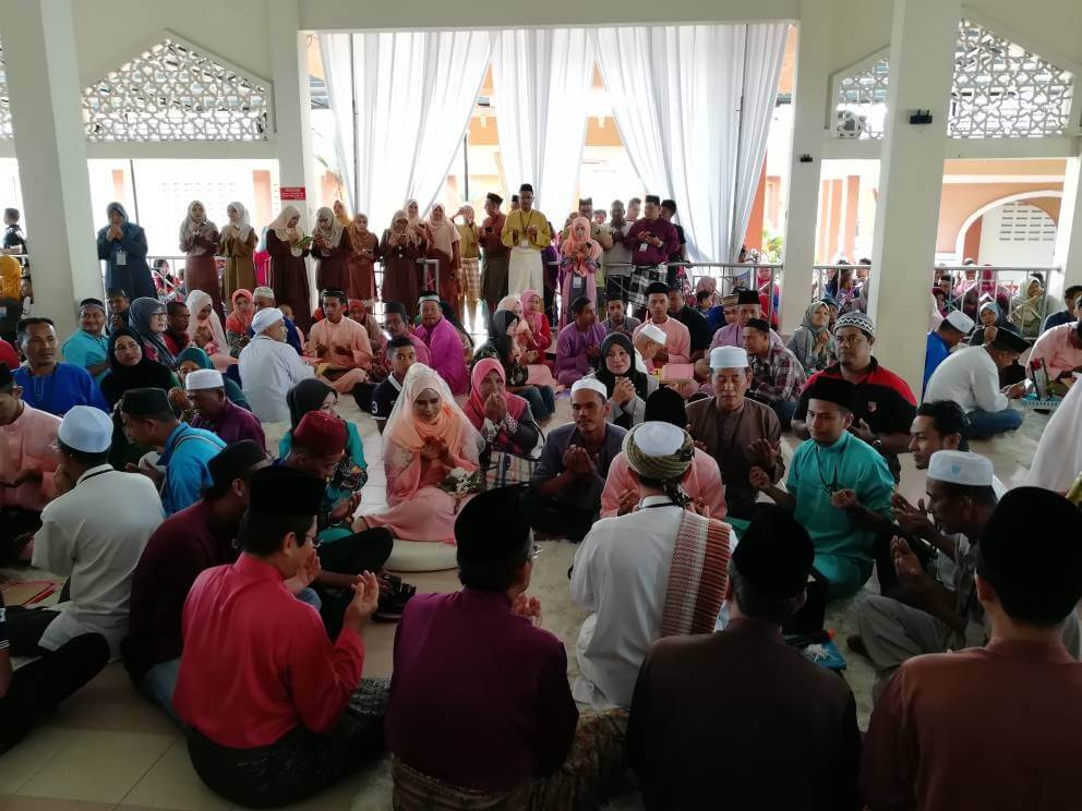 Seramai 15 Pasangan pengantin dinikahkan hari ini sempena Program Keluarga Generasi Transformasi Terengganu Baru (TTB) di sini.