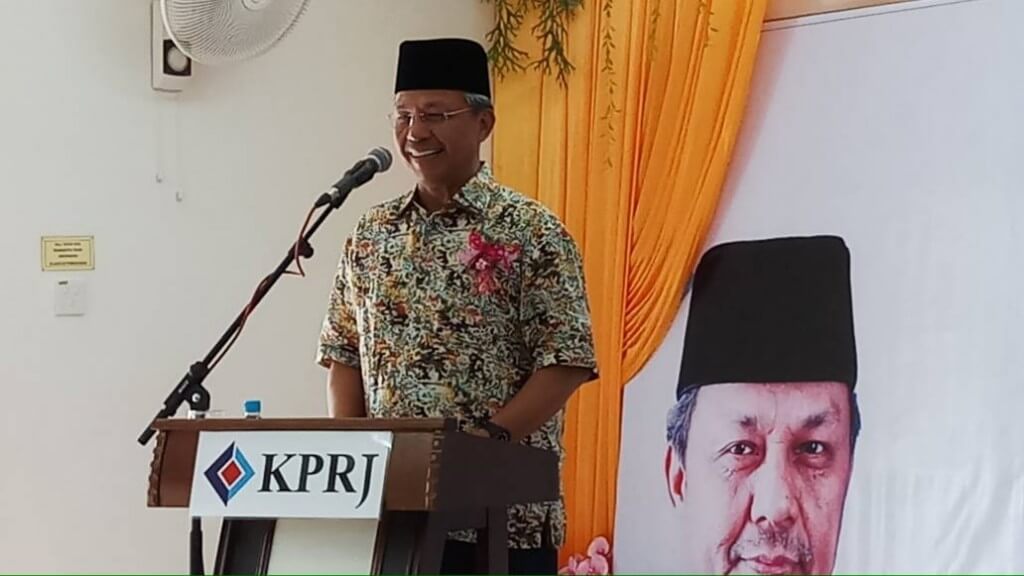 Ucapan perasmian oleh Datuk Ir. Hj Hasni di Majlis Penyerahan Kunci fasa 1-4 di SAKJ Seri Semangat, Benut.