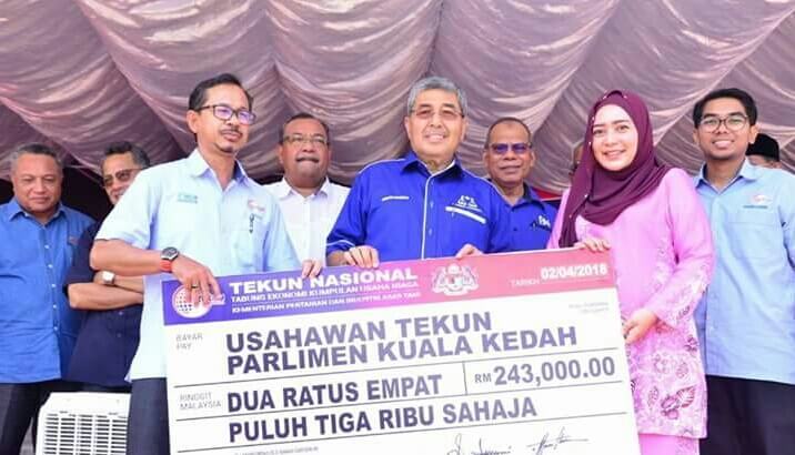 Puan Noril Hida Osman, Wakili penerima Geran Pembiayaan Usahawan TEKUN bernilai RM243 ribu