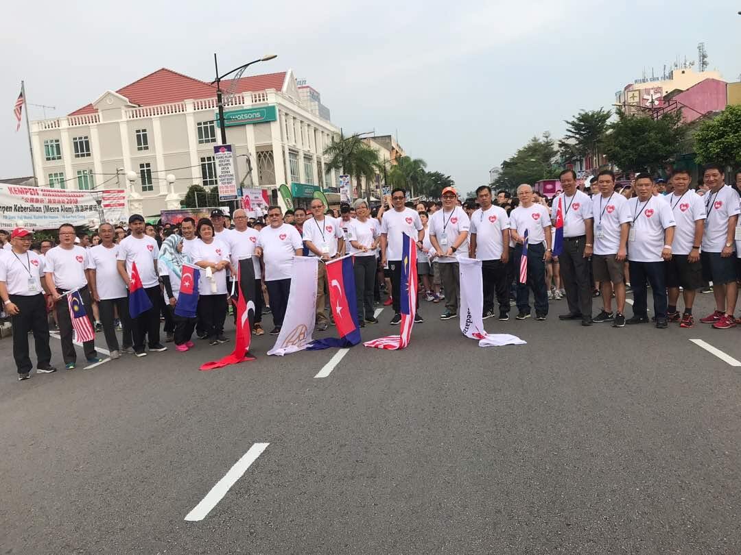 Acara pelepasan 'Walkaton Mesra Alam' oleh EXCO Belia, Sukan dan Kebudayaan Johor Mohd Khuzzan Abu Bakar