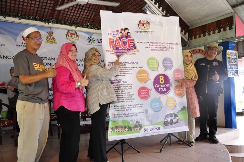 Pengerusi LPPKN melancarkan program FACE 3.0 peringkat negeri Selangor.