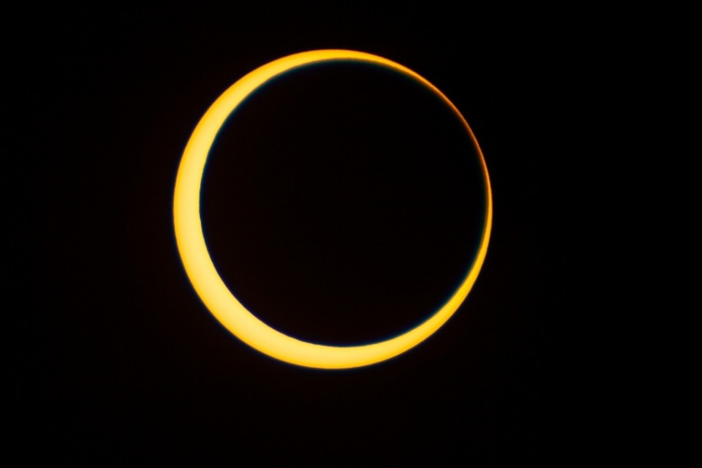 Gerhana Matahari Anular yang dirakam oleh peminat astronomi amatur, William Chin