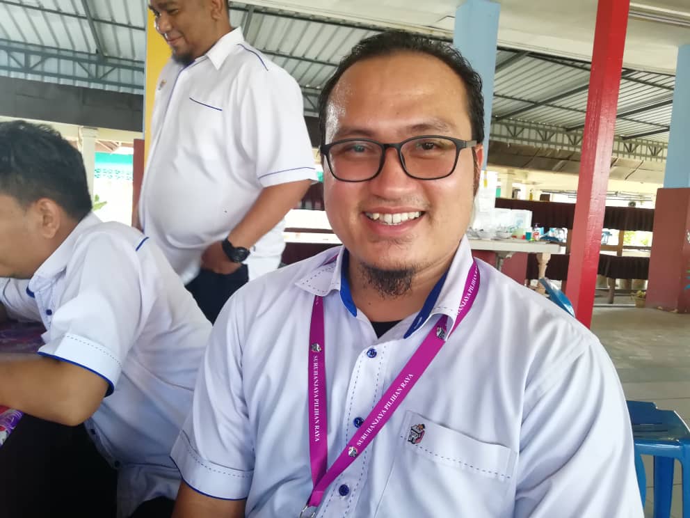 Timbalan Pengarah Suruhanjaya Pilihanraya (SPR) Negeri Terengganu, Muhammad Salahuddin Salleh, 30