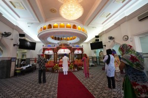 Upacara Doa 'Sayangi Malaysiaku' yang diadakan di Gurdwara Sahib Banda Kaba, di sini.
