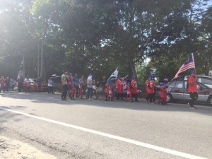 Perarakan kemerdekaan dari Kampung Seberang Takir hingga ke Kampung Bukit Tok Beng, Kuala Nerus, baru-baru ini