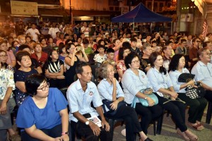 Sebahagian masyarakat Tiong Hua yang hadir pada Program Merdeka@Komuniti Bersama Masyarakat Tiong Hua anjuran Jabatan Penerangan Negeri Terengganu di Kampung China di sini semalam