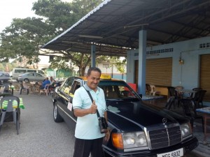 Salim Abd Aziz yang merupakan pemandu teksi gembira dengan pembukaan semula Terminal Feri Antarabangsa Kukup, Pontian.