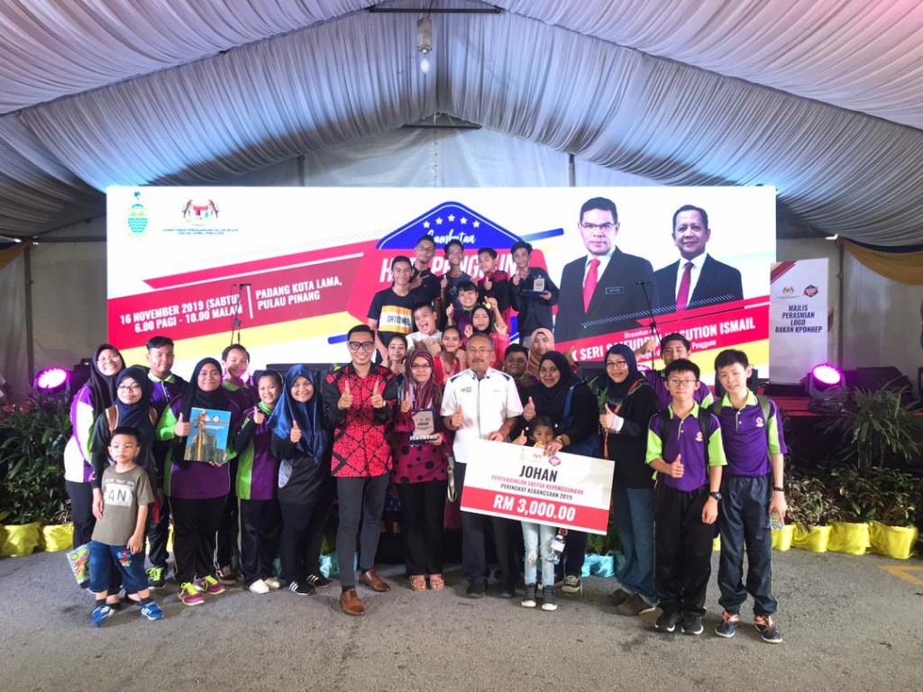 SMK Durian Tunggal Johan Pertandingan Sketsa Kepenggunaan Peringkat Kebangsaan 2019.