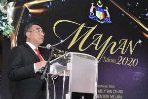 Ucapan Ketua Menteri Melaka, Adly Zahari.