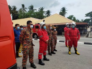 Taklimat kepada semua anggota sebelum operasi dijalankan.