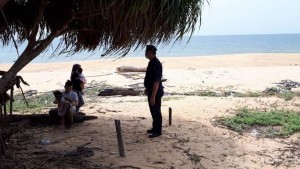 Pihak Polis menasihati orang awam yang mengunjungi pantai sepanjang tempoh PKPB.