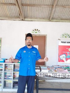 Pengetua SMKPB Kamarulzaman Ismail berbangga dengan idea dan inovasi para guru mewujudkan Pusat Sumber Online PdP.