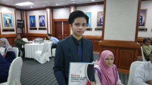 Mohammad Izzdihar Mohd Zamri, 18.