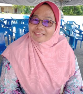 Napisah Omar, 55, suri rumah berbangga menjadi rakyat Malaysia.