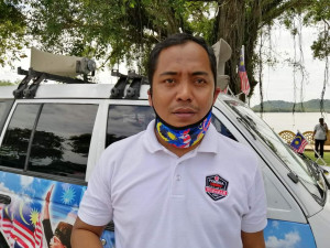 Ketua konvoi, Hashim Ali, berkata sebagai anak jati daerah Kemaman, dia terpanggil untuk melakukan sesuatu sempena menyemarakkan Hari Kebangsaan yang bakal disambut tidak lama lagi.