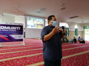 Pegawai MKN Negeri Pulau Pinang, Hamdi Jamaludin menyampaikan Ceramah Pembudayaan Norma Baharu dalam Program Sepakat@Komuniti.