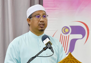 Pengerusi Jawatankuasa Pembangunan Insan, Dakwah dan Penerangan Negeri Terengganu, Mohd Nor Hamzah.