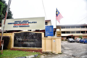 Institut Latihan Kejururawatan Kuala Terengganu dijadikan Pusat Kuarantin dan Rawatan COVID-19.