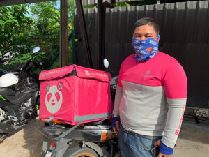 Muhamad Badrul Amir Mohd Ramli, 25, berulang alik daripada Setiu ke Kuala Nerus setiap hari untuk bekerja sebagai rider Food Panda.