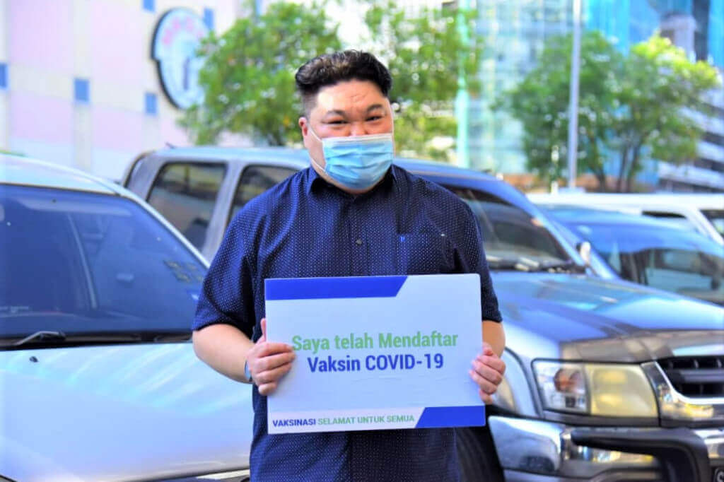 Salah seorang warga bandaraya Kota Kinabalu yang telah mendaftar sebagai penerima vaksin COVID-19.