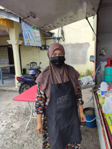 Mastura Abdul Hamid, 40, mengharapkan bantuan secara berterusan diberikan di masa akan kepada para peniaga kecil sepertinya.