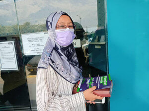 Norizzati Tawang, 38.