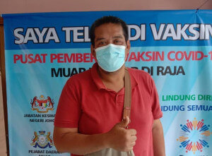 Program ini memudahkan penduduk setempat untuk mendapatkan suntikan vaksin - Norashikin Min