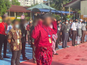 Gimik perasmian dan deklamasi sajak kemerdekaan telah dipersembahkan oleh para klien kepada hadirin Program tersebut.