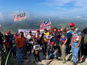 Suasana puncak Bukit Batu Beras.
