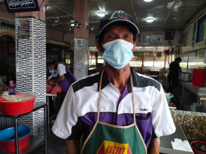 Ramli Sidek berkata bantuan BKC ini amat membantu dirinya menampung perbelanjaan seharian keluarga.