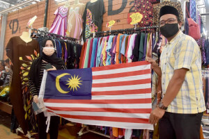 Edaran Jalur Gemilang semarakkan Sambutan Hari Malaysia