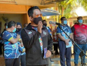 Datuk Seri Jalaluddin Alias memberi ucapan perasmian.