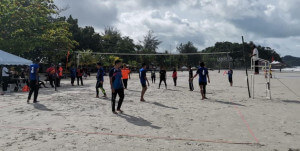 Bola tampar pantai, salah satu aktiviti sukan yang diadakan di sini semalam sempena HSN 2021 di Kedah.