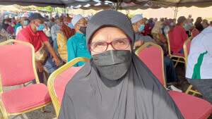 Zainab@Rokiah Mohd,74, Felda Kertih 6.