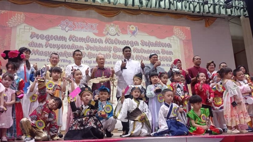 Keunikan Budaya Masyarakat Cina Diraikan Bersama Rakyat Kluang ...