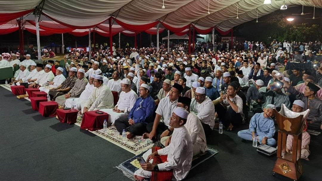 Lebih 5 000 Menghadiri Program Masjid Tanah Berselawat Malaysiaaktif