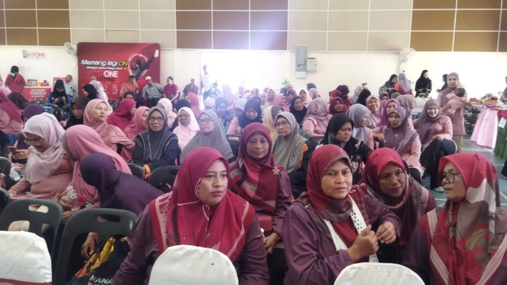 Wanita Felda Perlu Bangkit Mendepani Cabaran Malaysiaaktif