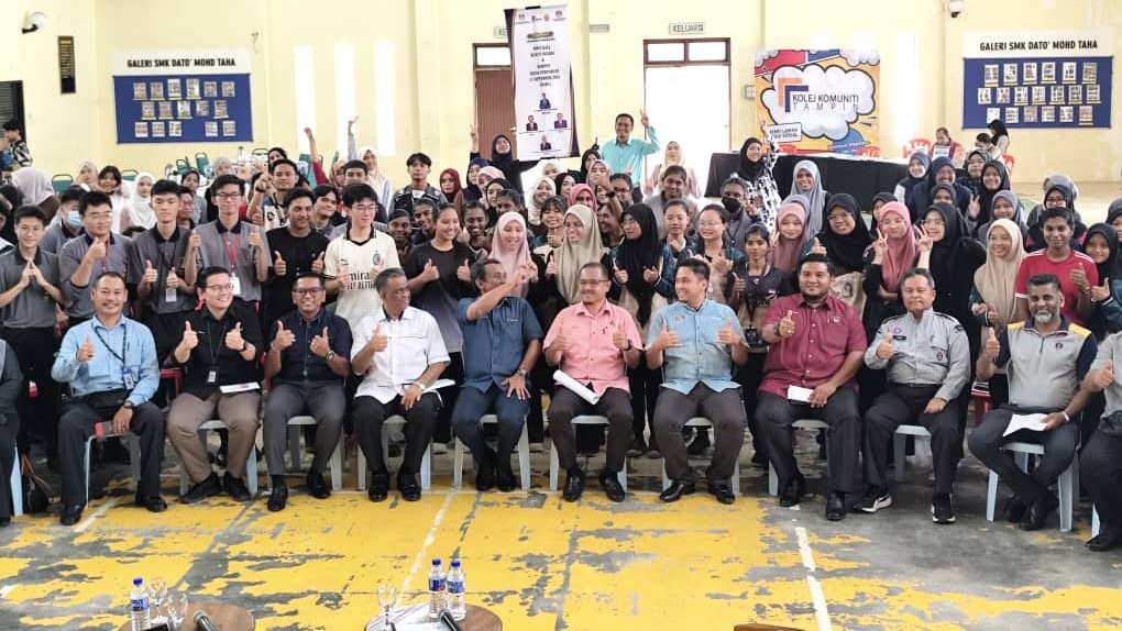 Town Hall Rukun Negara Dan Kempen Ikrar Perpaduan Tarik 200 Peserta ...