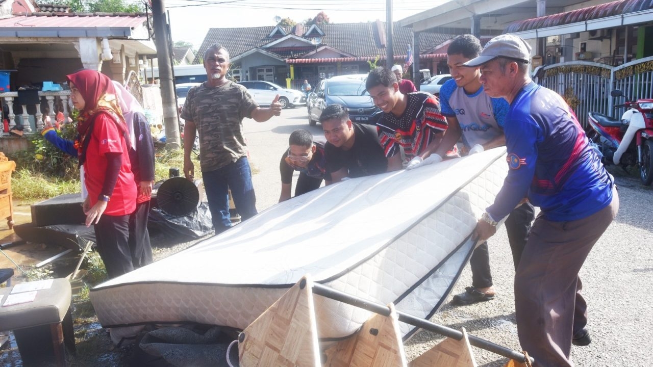 Pasca Banjir: Tanggungjawab Bersama Ringankan Beban Mangsa - Malaysiaaktif